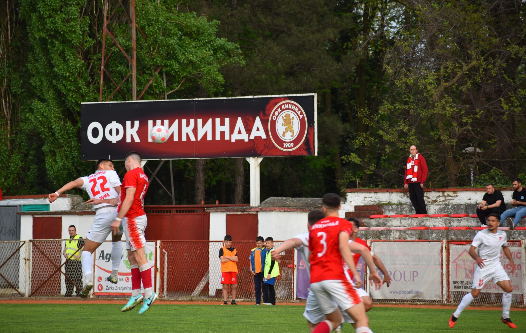 Etiri Minuta Ih Delila Do Tri Boda I Velikog Slavlja Lider I Upao Remi Na Gradskom Stadionu