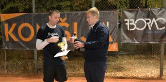 Završena rekreaciona teniska liga: Stevanu Zeljkoviću pobednički pehar i šampanjac